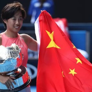  双打组合默契十足，携手斩获大满贯冠军