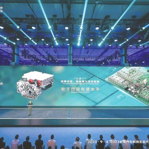  电竞战术革新引领赛场新风向标