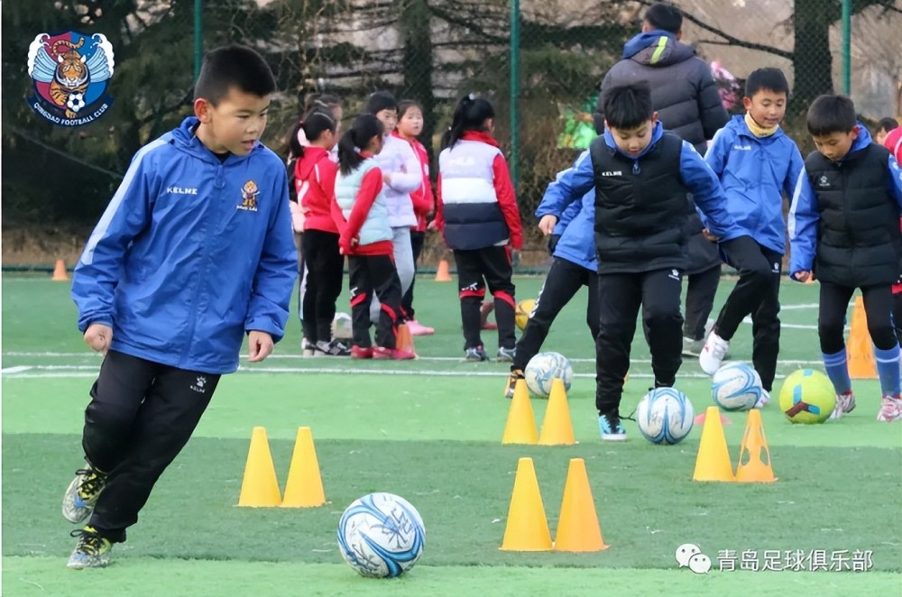  青训营涌现天才少年，中国足球未来可期  