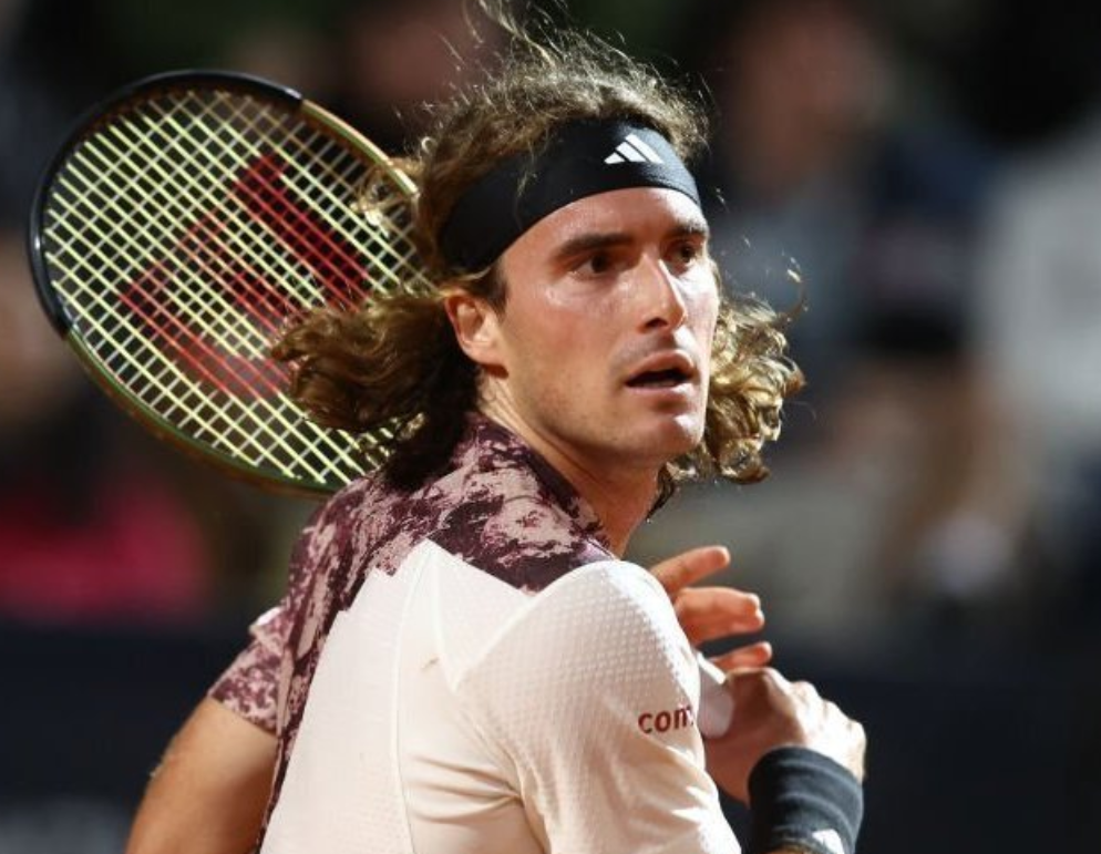  西西帕斯单反绝技频现，力克强敌晋级八强