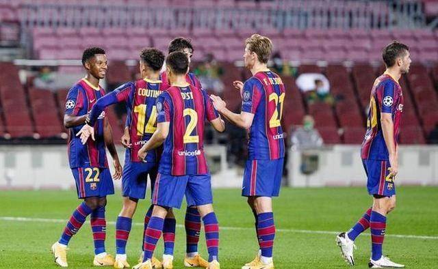  内多耶舍娃新秀崛起，瓜达拉哈拉站青春风暴夺冠