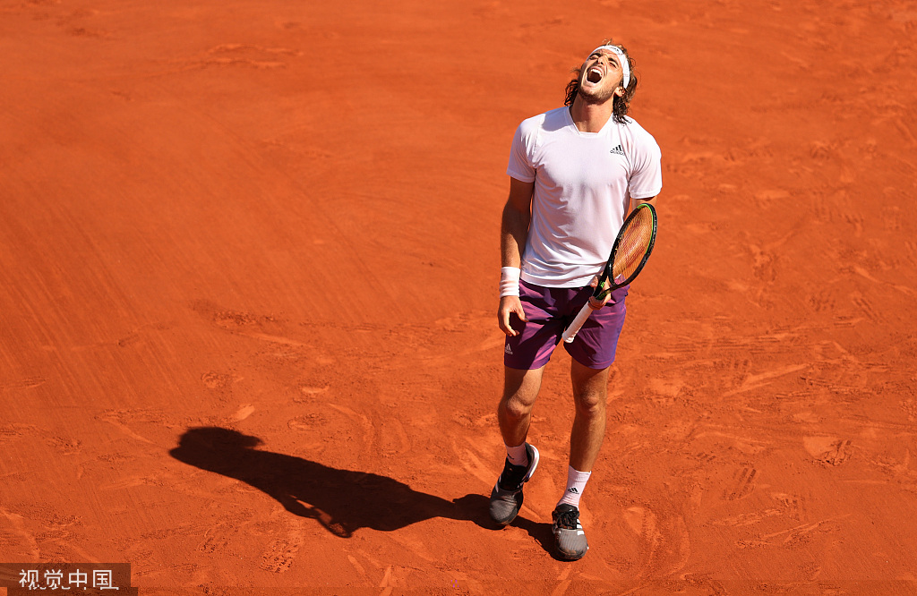  卢布列夫挽救赛点逆转晋级大师赛