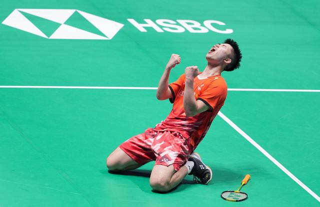  科达直落两盘轻取草地热身赛冠军