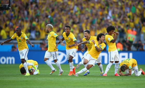  蒂姆美网五盘鏖战险胜晋级八强