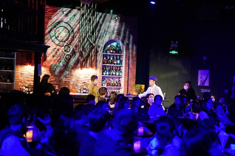  电竞主题公园开业，沉浸式体验受追捧