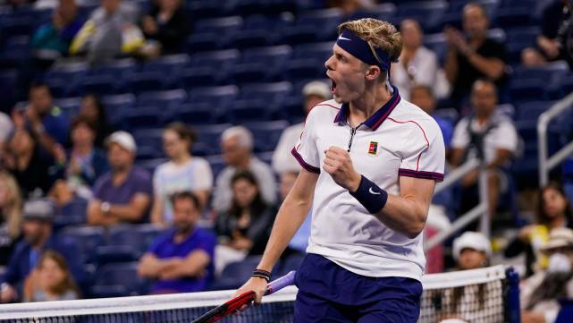  阿尔卡拉斯横扫劲敌，强势挺进半决赛